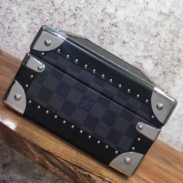 Louis Vuitton Damier Graphite Canvas Watches Box 40664 Blue Louis Vuitton Damier Graphite Canvas Watches Box 40664 Blue