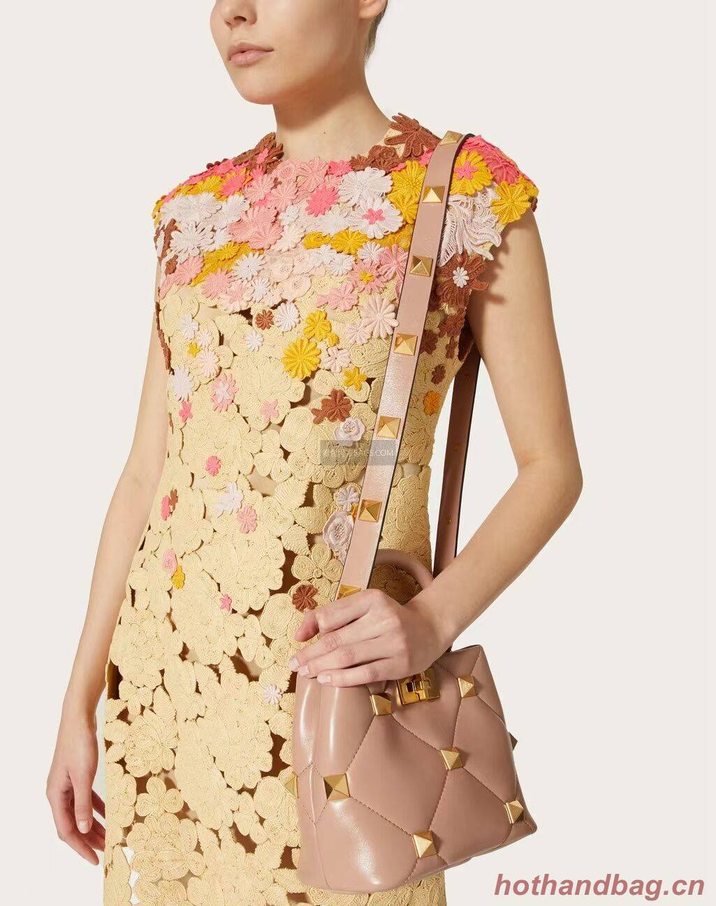 Valentino medium Garavani Roman Stud V1198 pink Valentino medium Garavani Roman Stud V1198 pink