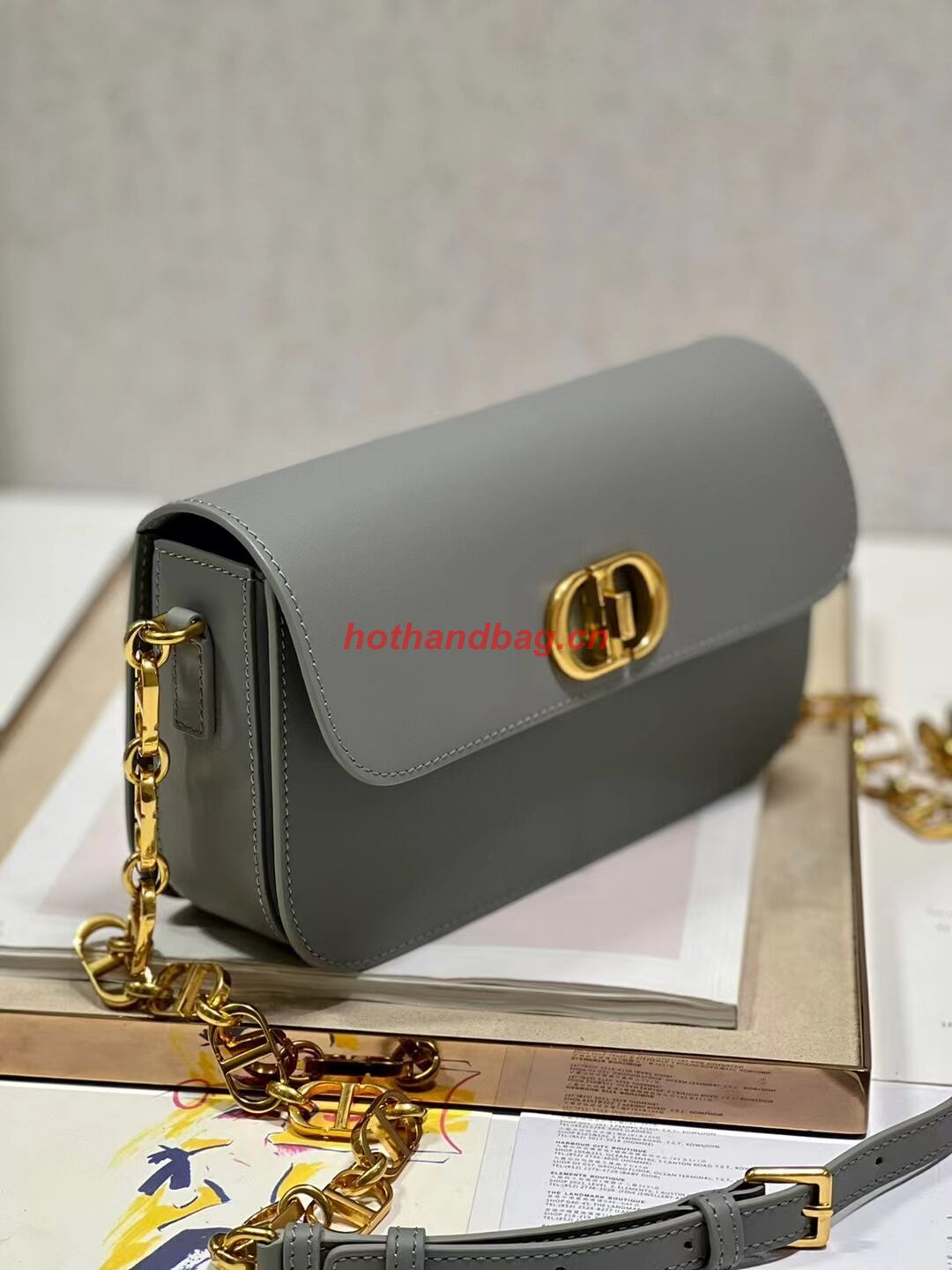 Dior 30 MONTAIGNE AVENUE BAG Dusty Box Calfskin M9260 Ethereal Gray Dior 30 MONTAIGNE AVENUE BAG Dusty Box Calfskin M9260 Ethereal Gray