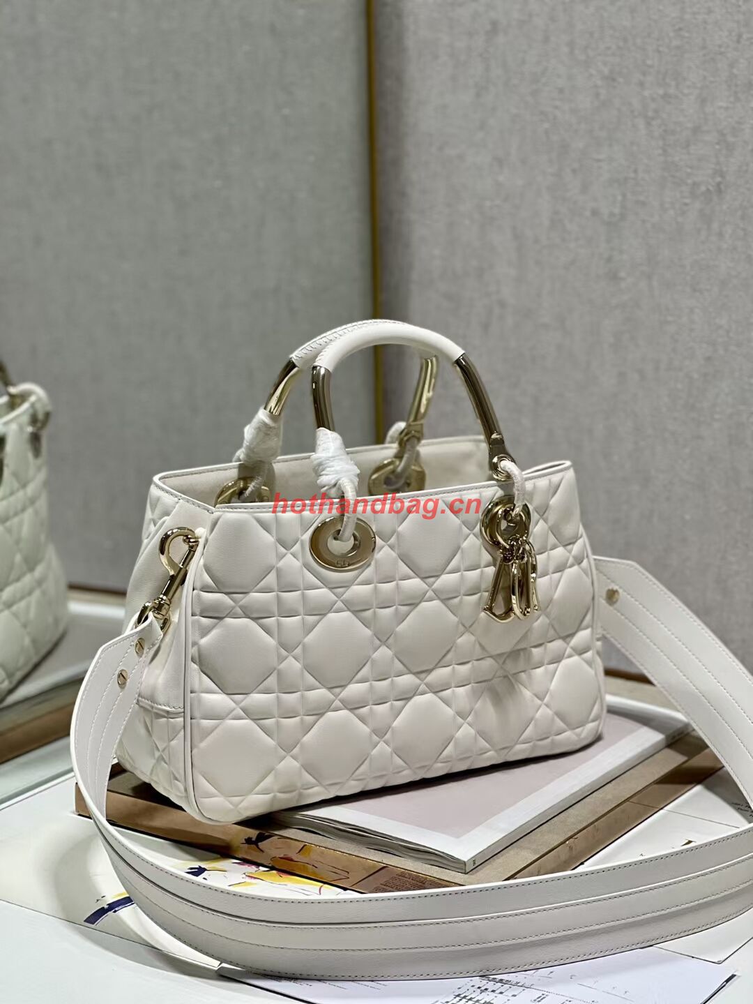 LADY DIOR TOP HANDLE MEDIUM BAG Latte Cannage Lambskin C9226 WHITE&GOLD