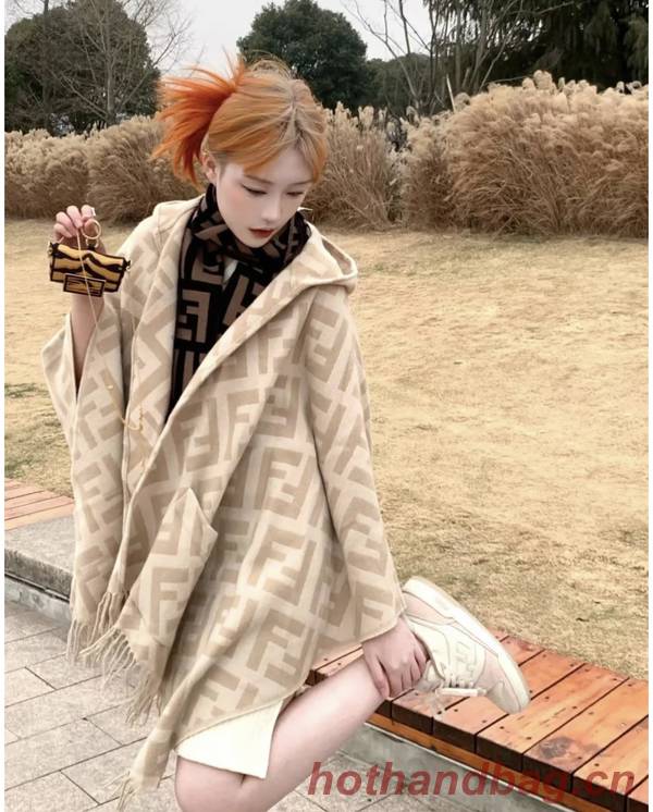 Fendi Cloak FDC00107 Fendi Cloak FDC00107