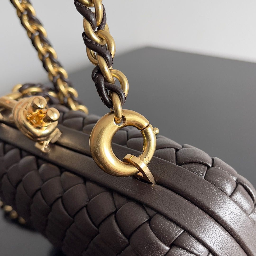 Bottega Veneta Knot Original Leather Chain Bag 717622 Fondant Bottega Veneta Knot Original Leather Chain Bag 717622 Fondant