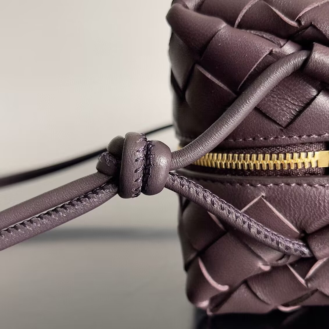 Bottega Veneta Loop Camera Bag 723548 Fondant Bottega Veneta Loop Camera Bag 723548 Fondant