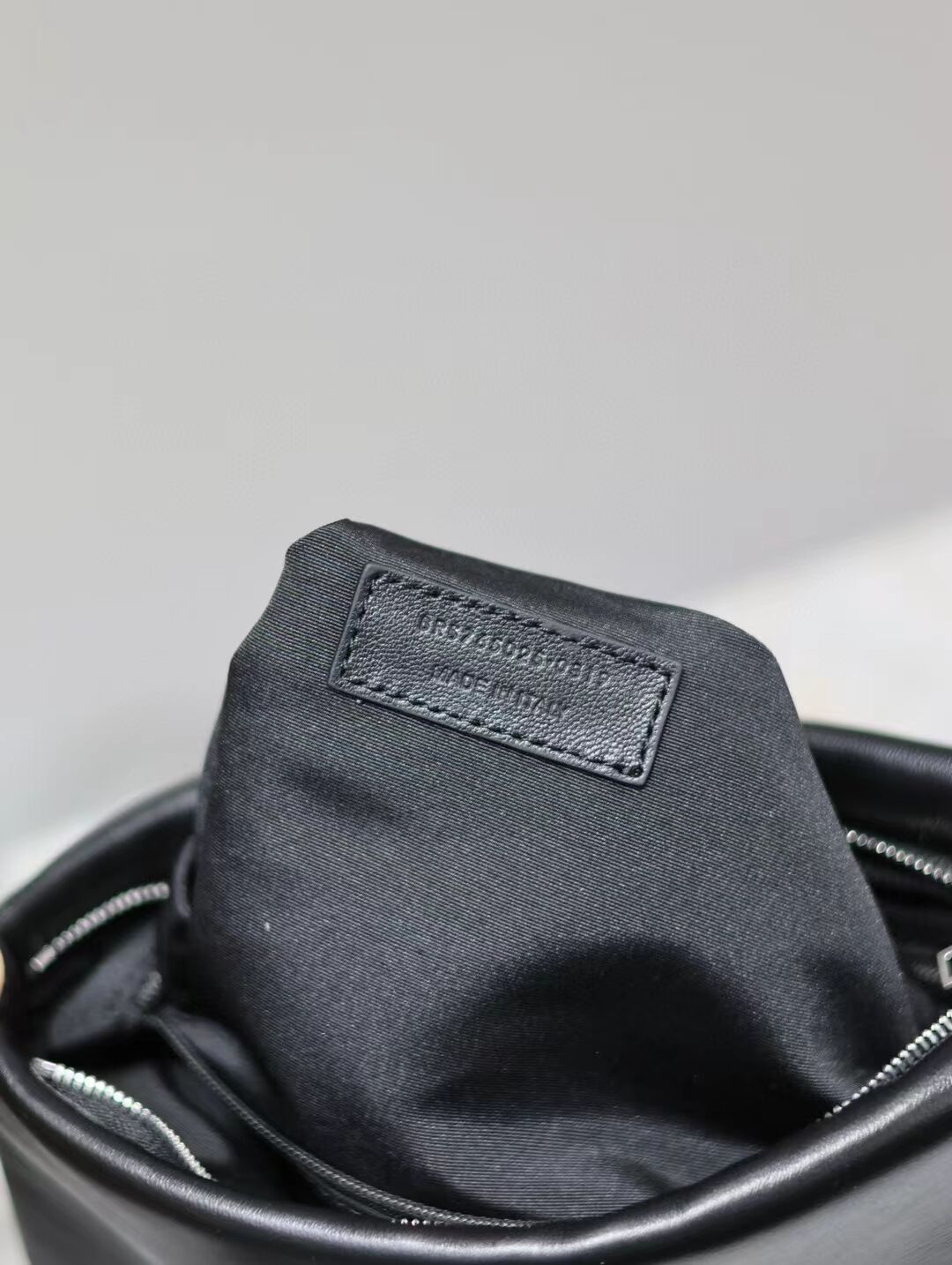 SAINT LAURENT CALYPSO SMALL POUCH IN LAMBSKIN 765025-1 black SAINT LAURENT CALYPSO SMALL POUCH IN LAMBSKIN 765025-1 black