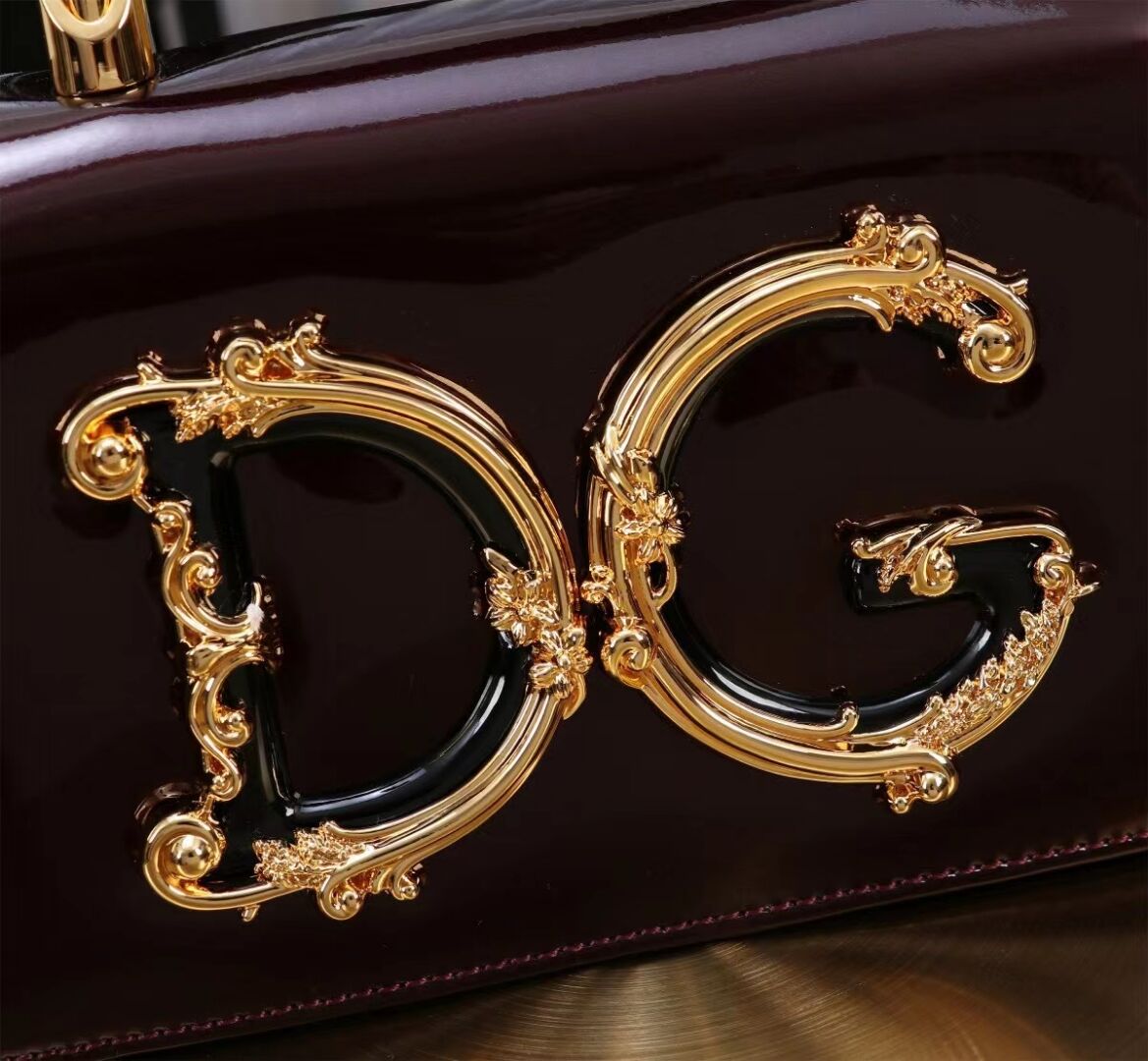 Dolce & Gabbana Patent leather Shoulder Bag G6504 Burgundy Dolce & Gabbana Patent leather Shoulder Bag G6504 Burgundy