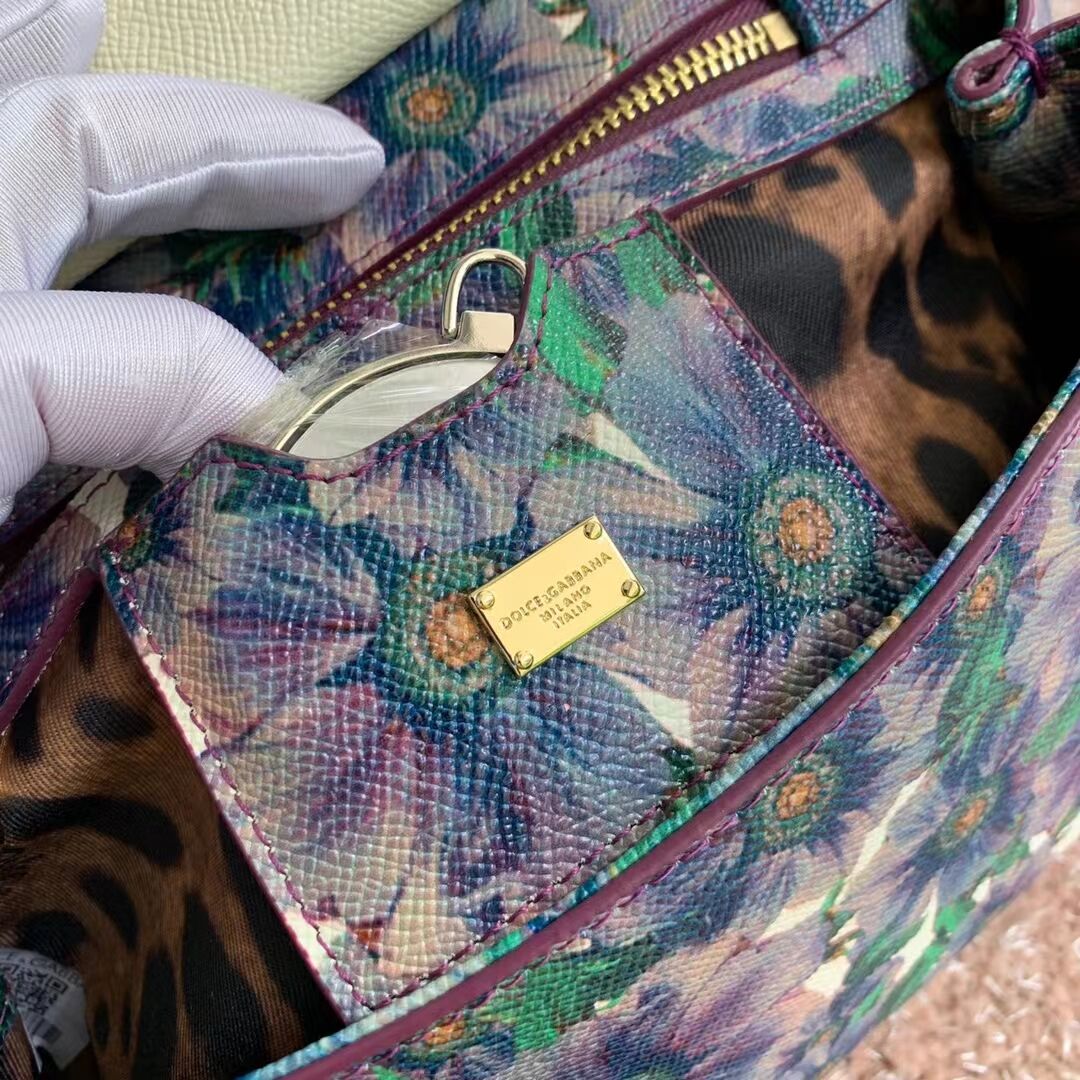 Dolce & Gabbana leather Shoulder Bag G6636-2 Dolce & Gabbana leather Shoulder Bag G6636-2