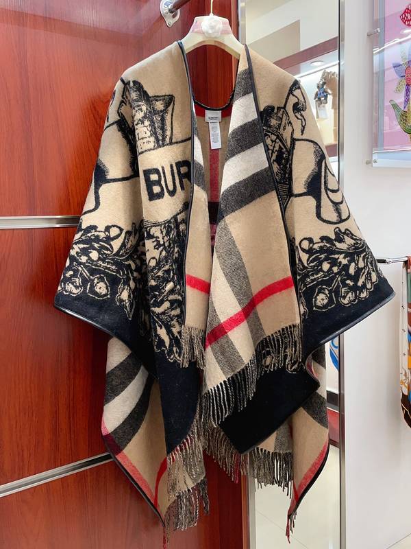 Burberry Cloak BBC00207 Burberry Cloak BBC00207