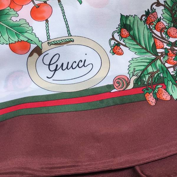 Gucci Scarf GUC00373 Gucci Scarf GUC00373