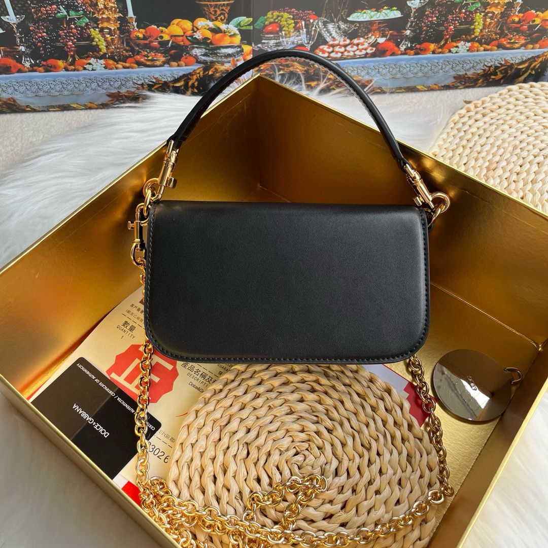 Dolce & Gabbana Sheepskin leather Shoulder Bag DG9113 Black Dolce & Gabbana Sheepskin leather Shoulder Bag DG9113 Black