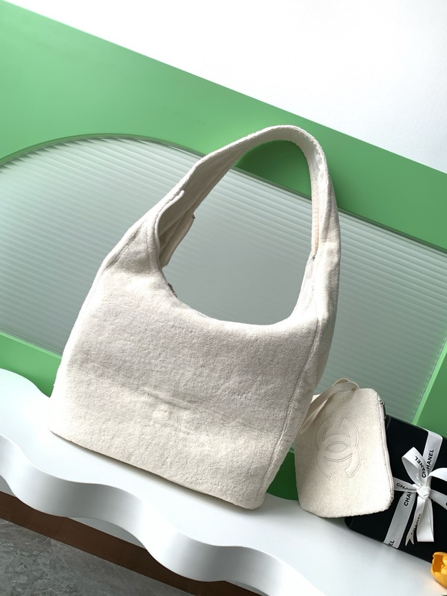 CHANEL Shopping Bag A7566 white