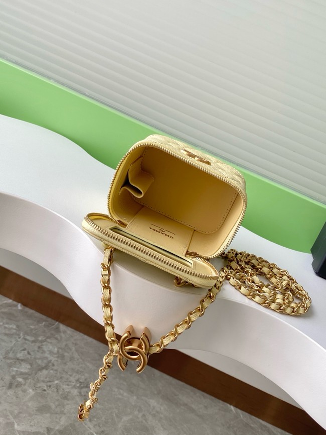 CHANEL Grained Calfskin Small Vanity with Chain AP3941 yellow