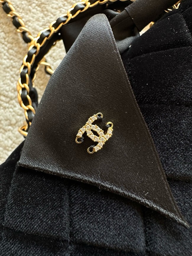 CHANEL small Flap Bag with Top Handle Tweed&Silk AS5702 Black