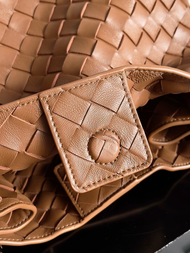 Bottega Veneta Parachute 826212 Natural&Brass finish