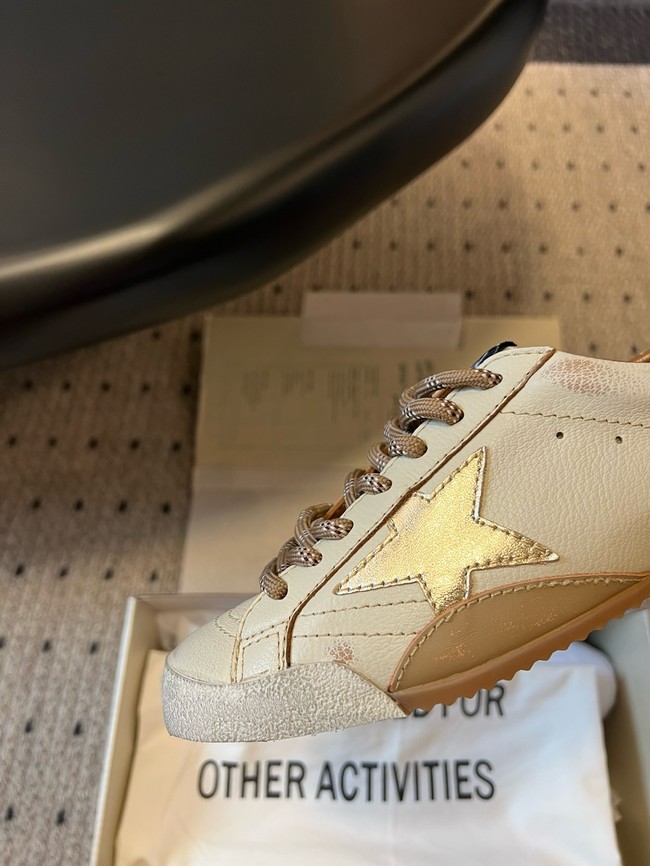 GOLDEN GOOSE DELUXE BRAND flats 66925-6