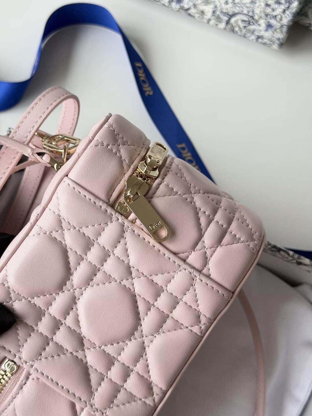 Dior Original Leather Makeup Bag S2603PUQA_M39Z Pink Dior Original Leather Makeup Bag S2603PUQA_M39Z Pink