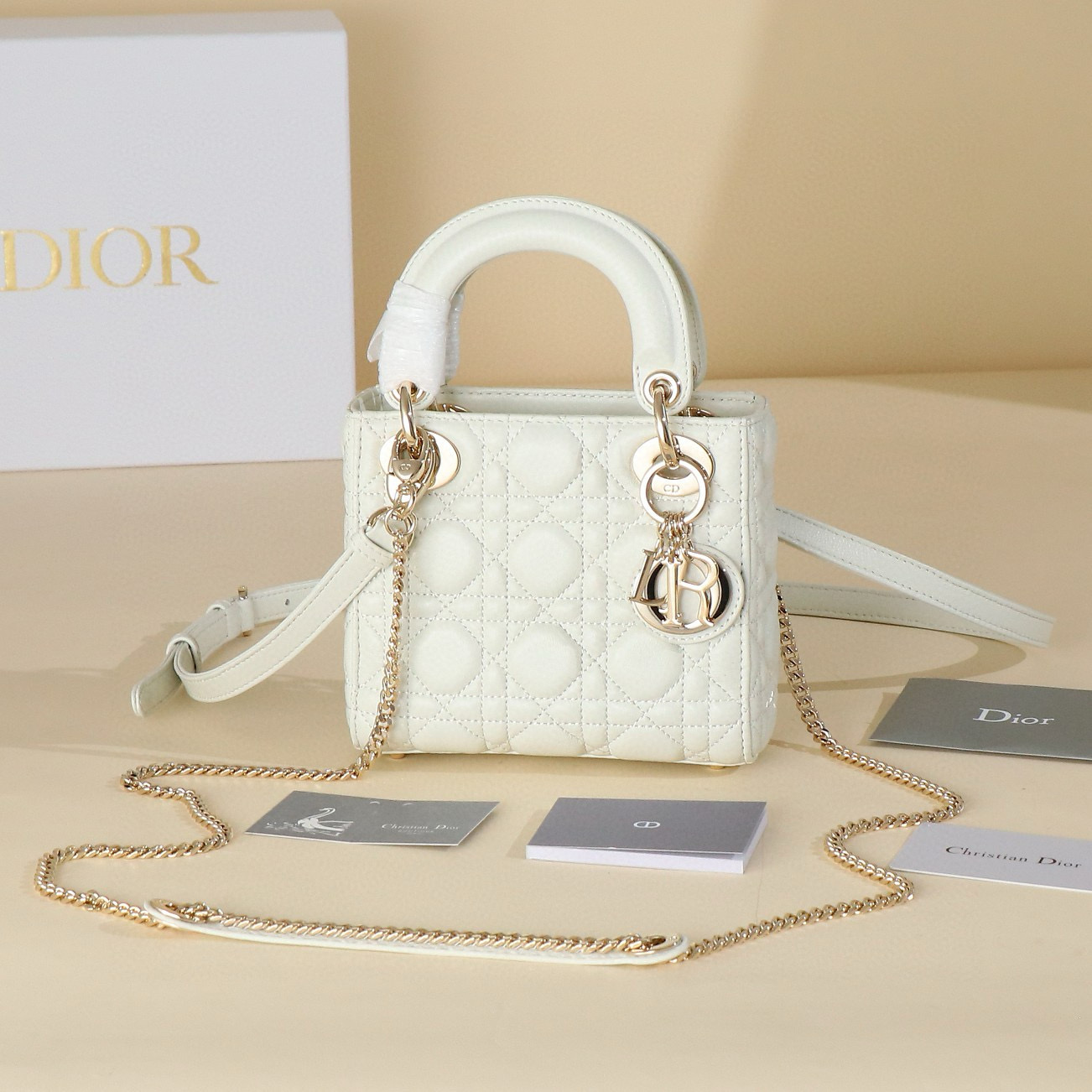 MINI LADY DIOR BAG Lambskin M0566OW white&gold MINI LADY DIOR BAG Lambskin M0566OW white&gold